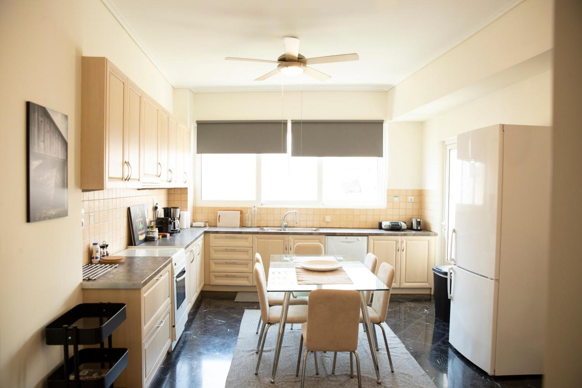 Spacious Glyfada Golf 4Br -Near Beach + Shops 雅典 外观 照片