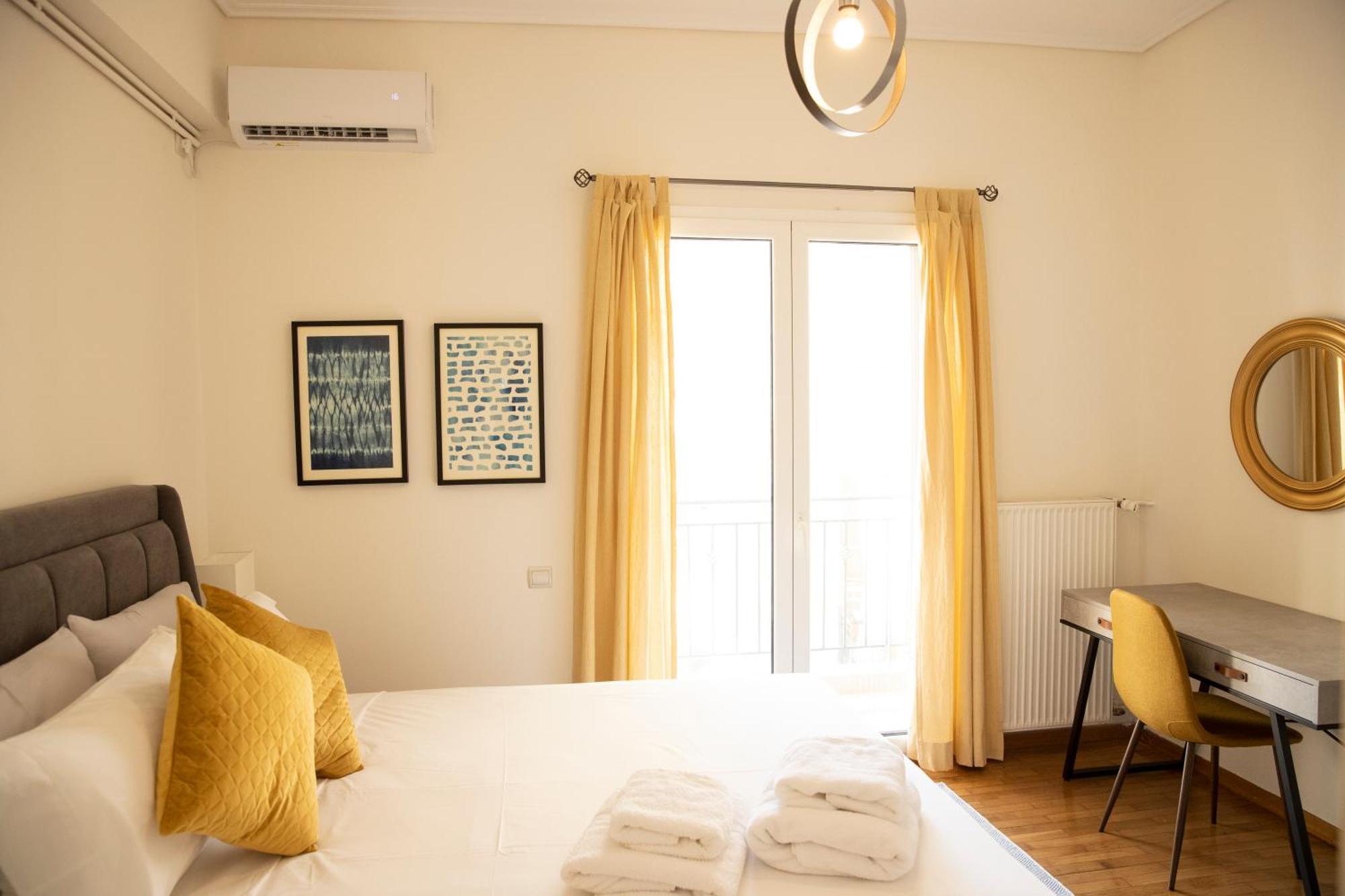 Spacious Glyfada Golf 4Br -Near Beach + Shops 雅典 外观 照片
